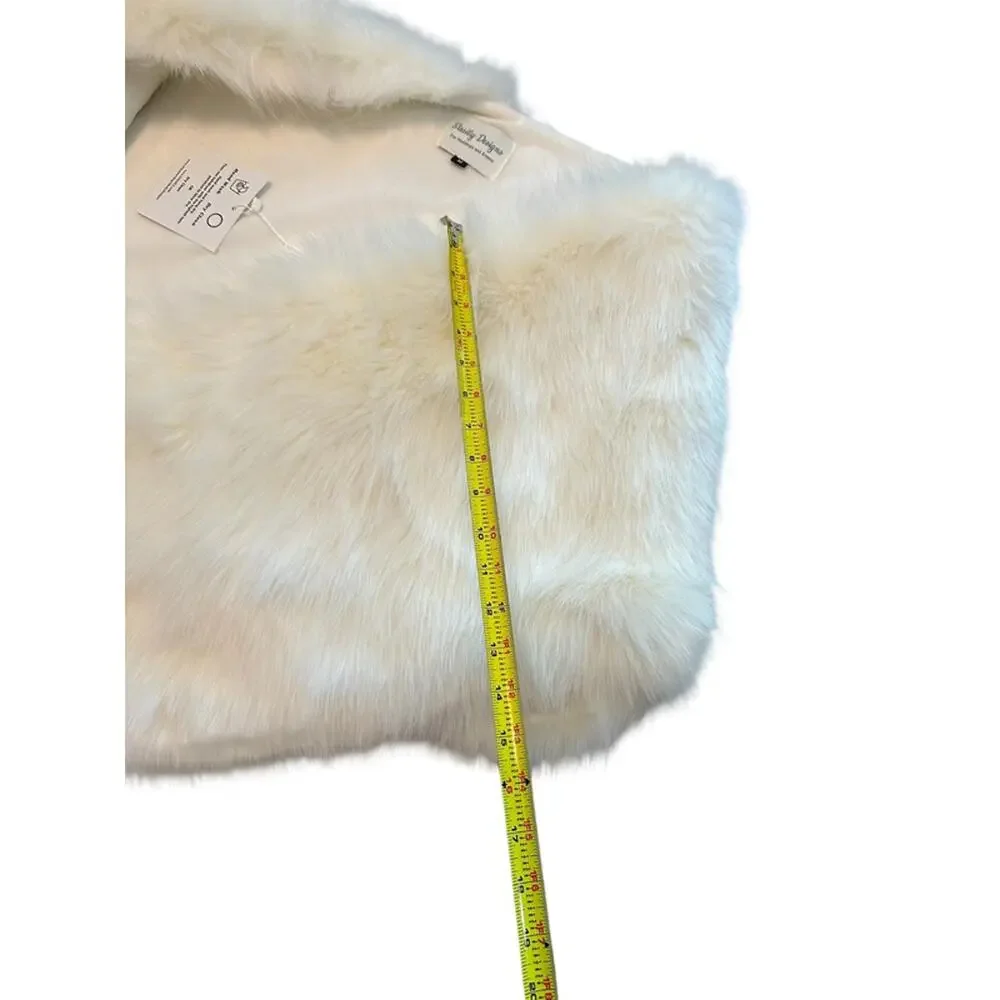 Sissily Designs faux fur shawl, ivory white size medium